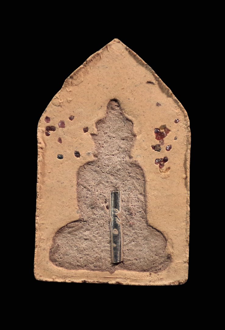 พระยอดขุนพล เนื้อผง หลังว่าน ฝังพลอย ตะกรุด