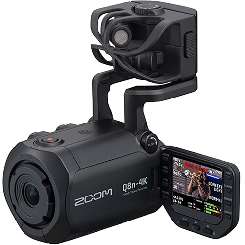 Zoom Q8n-4K *ของแท้รับประกัน1ปี* กล้องวิดีโอ Handy Video Recorder, UHD4K 30 fps, ฟรี!! Lens Hood, Lens Cap, Recharge Battery, USB Cable