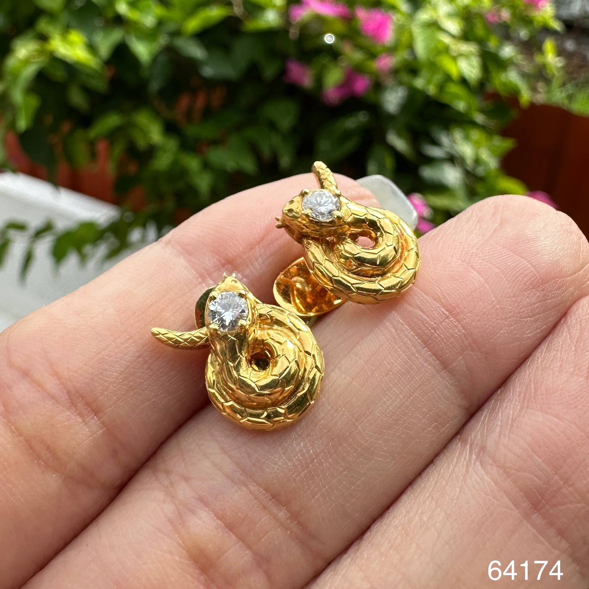 รหัส 64174 ต่างหู เพชรเดี่ยว รูปงู เพชร 2 เม็ด 0.32 กะรัต ทอง18K นน. 6.55 g