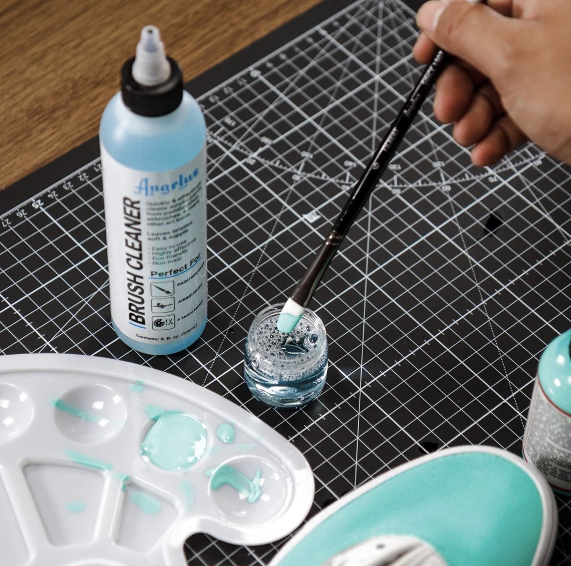 Angelus Brush Cleaner 236ml. (น้ำยาทำความสะอาดพู่กันและAirBrushes) Made in USA