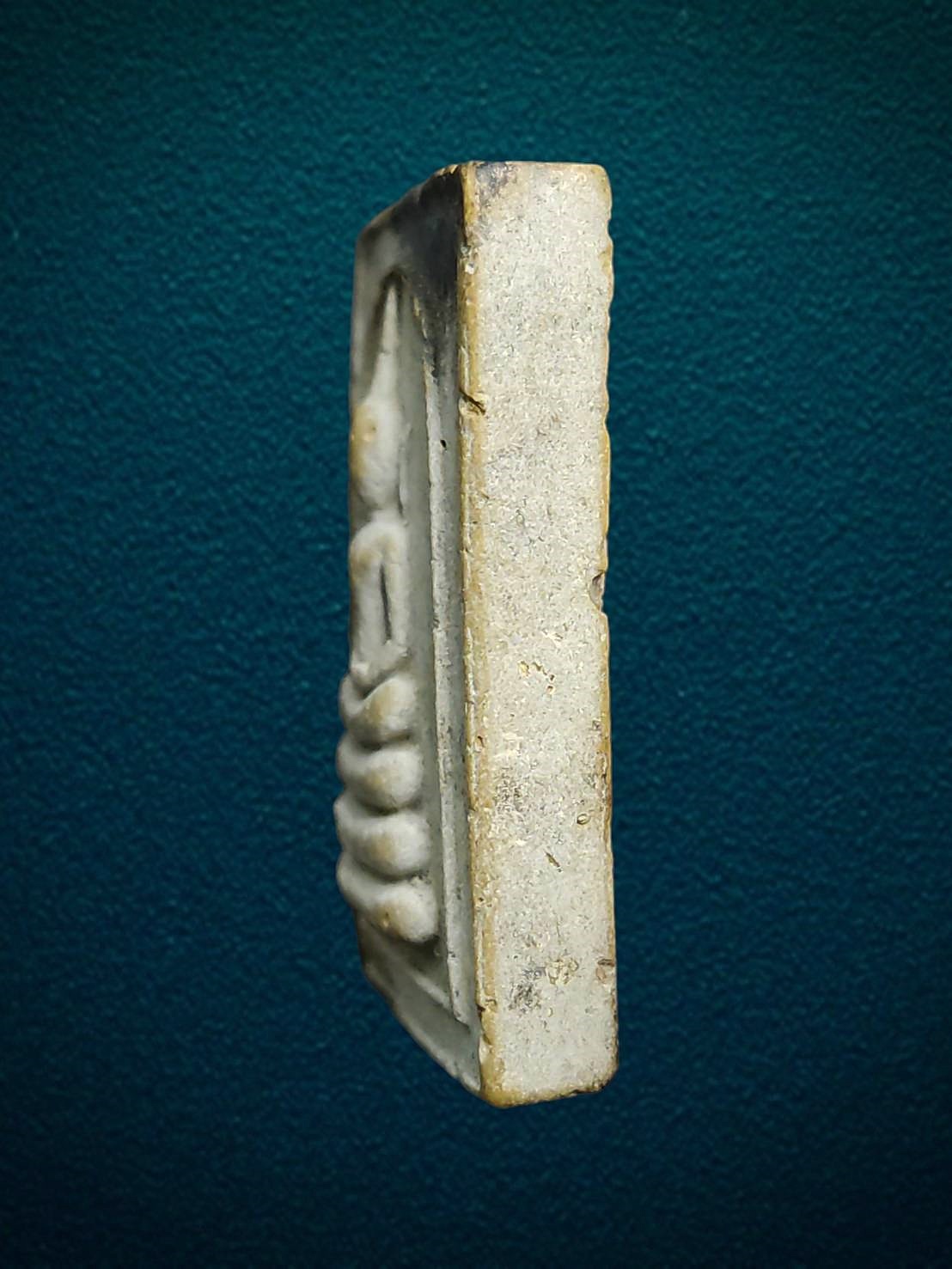 พระสมเด็จหลวงพ่อหิน วัดคลองมะไฟ จ.ปราจีนบุรี