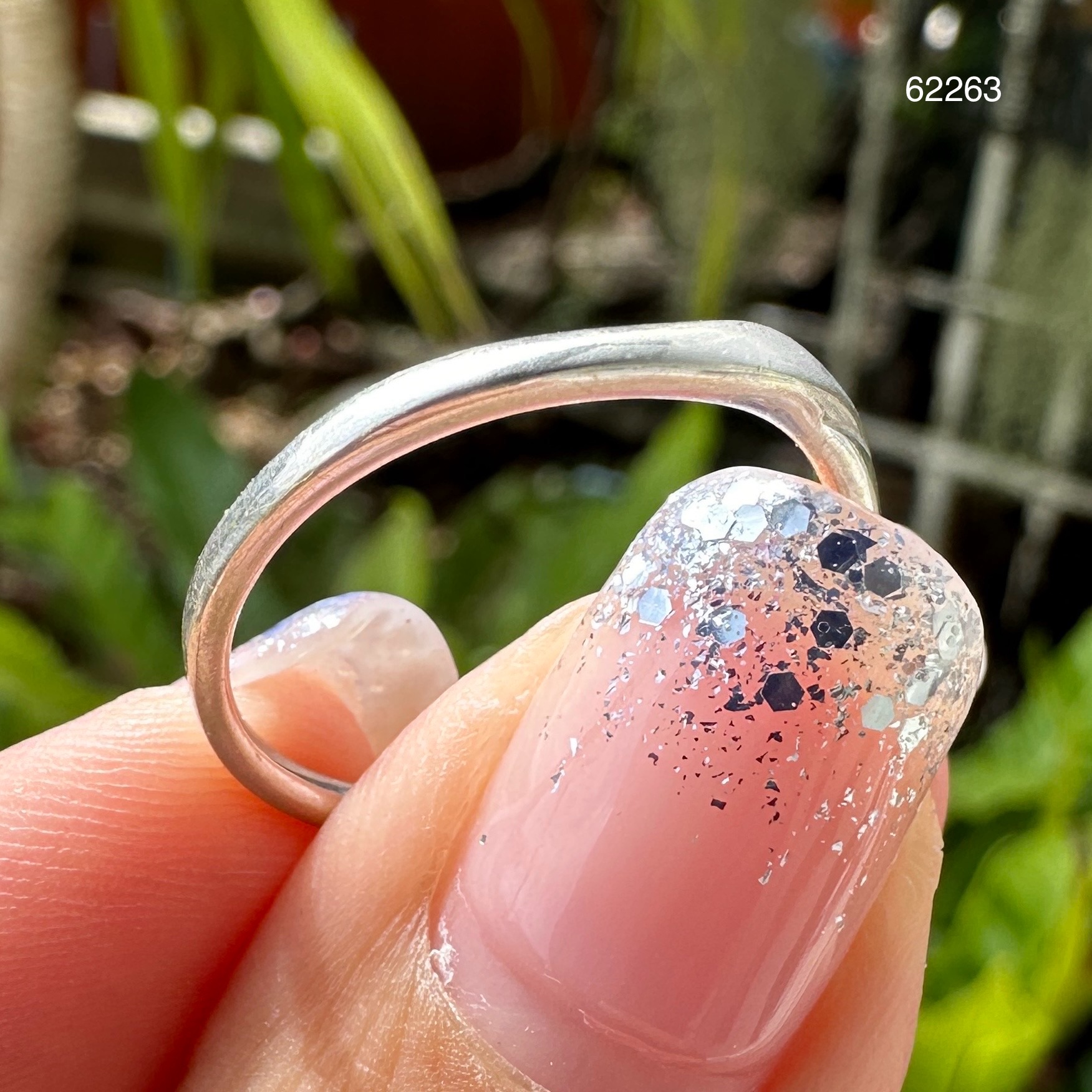 รหัส 62263 แหวน ปลอกมีด ทอง10K (41.6%) size 56.5 งานสวยมาก นน. 2.17 g