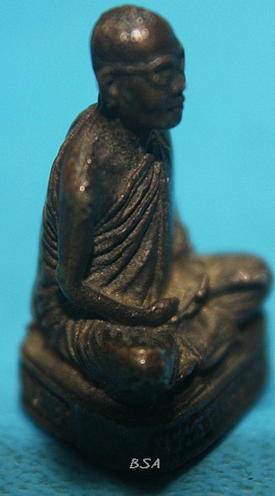 รูปหล่อปั๊ม หลวงปู่ศรีจันทร์ วัณณาโภ(พระธรรมวราลังการ) ปี25 วัดศรีสุทธาวาส (วัดเลยหลง) จ.เลย