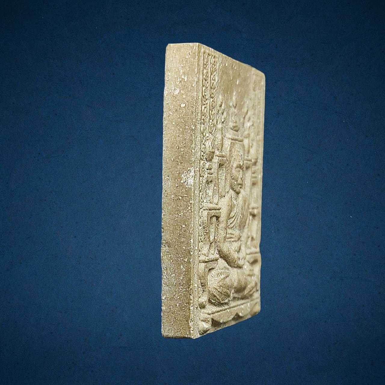 พระผงโต๊ะหมู่ รูปเหมือนพระปลัดแวนกาย พันธสาโร วัดอำปึล จ.อุดรมีชัย ประเทศกำพูชา ผู้สืบสานไสยเวทนครวัด หลวงปู่แวนกาย พันธะสาโร