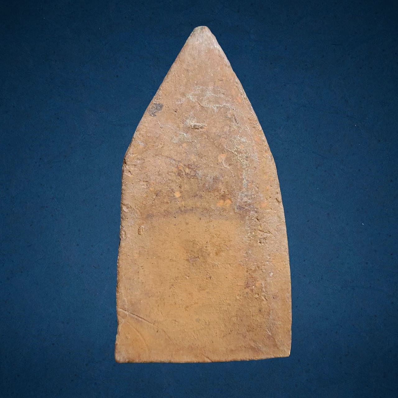 พระขุนแผนซุ้มเรือนแก้ว หลวงพ่อกวย วัดโฆสิตาราม ชัยนาทเนื้อดิน ก่อนปี 2509