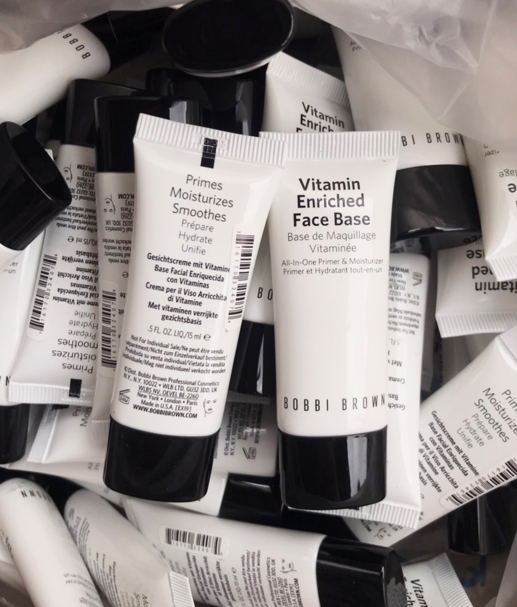 แบบหลอด - Bobbi Brown Vitamin Enriched Face Base All-In-One Primer And Moisturizer 15ml.