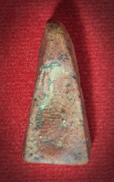 พระผงสุพรรณ พิมพ์หน้าหนุ่ม