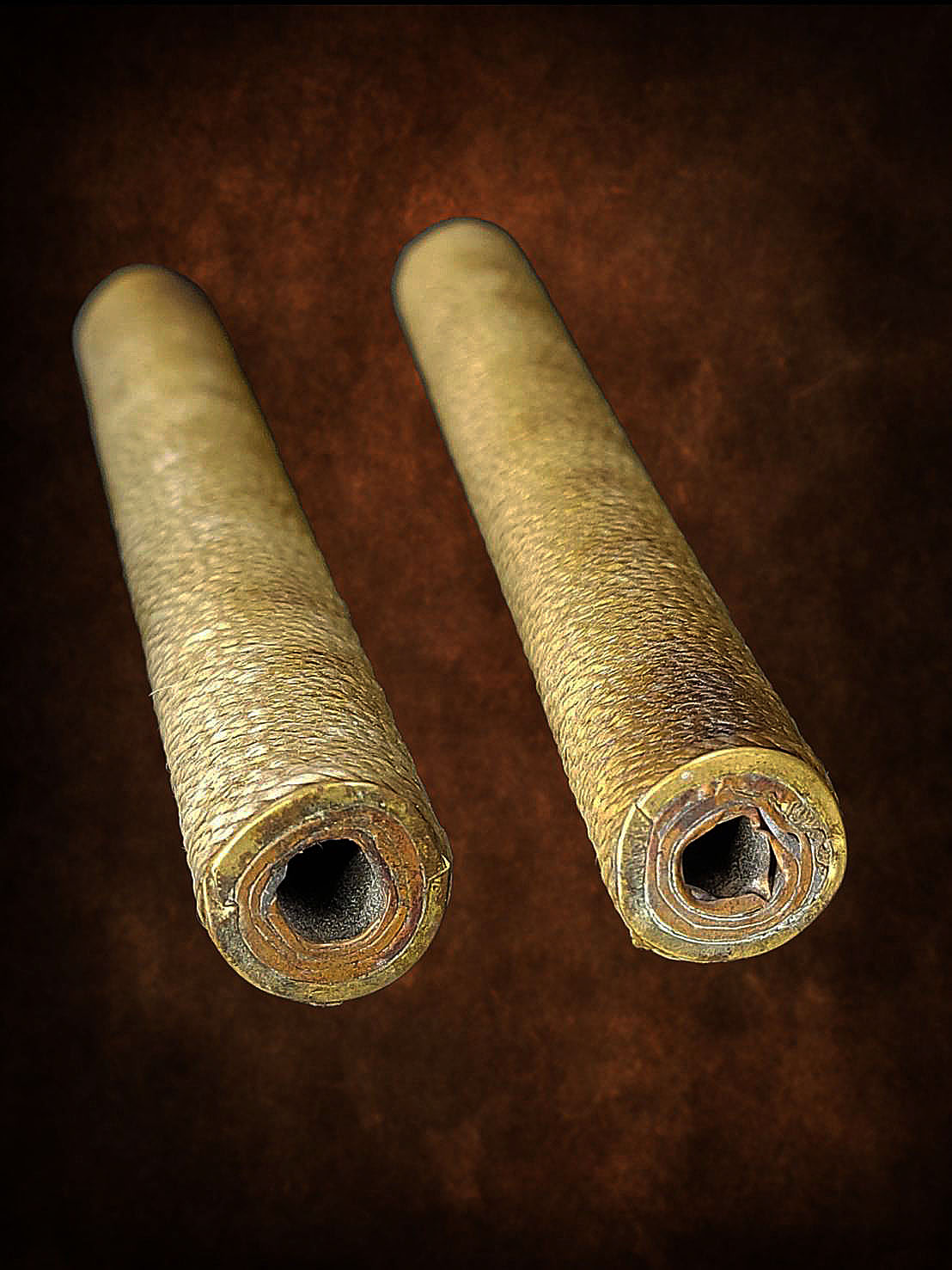 ตะกรุด หลวงพ่อทบ วัดพระพุทธบาทชนแดน เพชรบูรณ์ ขนาด 5นิ้ว