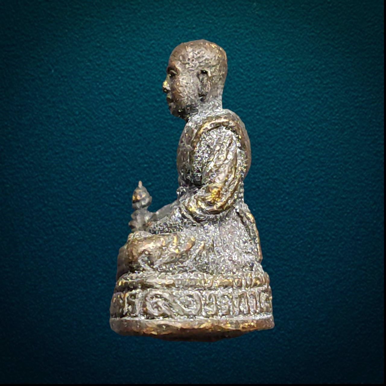 รูปหล่อรุ่นอวยพร หลวงพ่อจำเนียร วัดถ้ำเสือ กระบี่ ปี2538