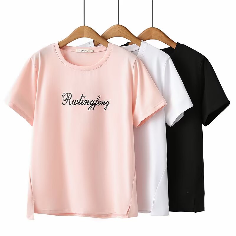 P3977 เสื้อยืดแฟชั่น ชายล่างผ่าเล็กน้อย ผ้ายืดเนื้อนิ่มพริ้ว 3 สี