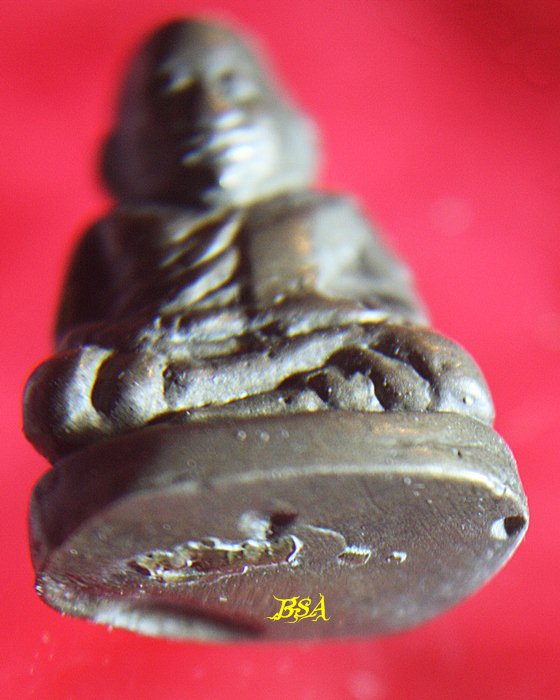 หลวงพ่อเงิน กรุวัดขวาง พิจิจร