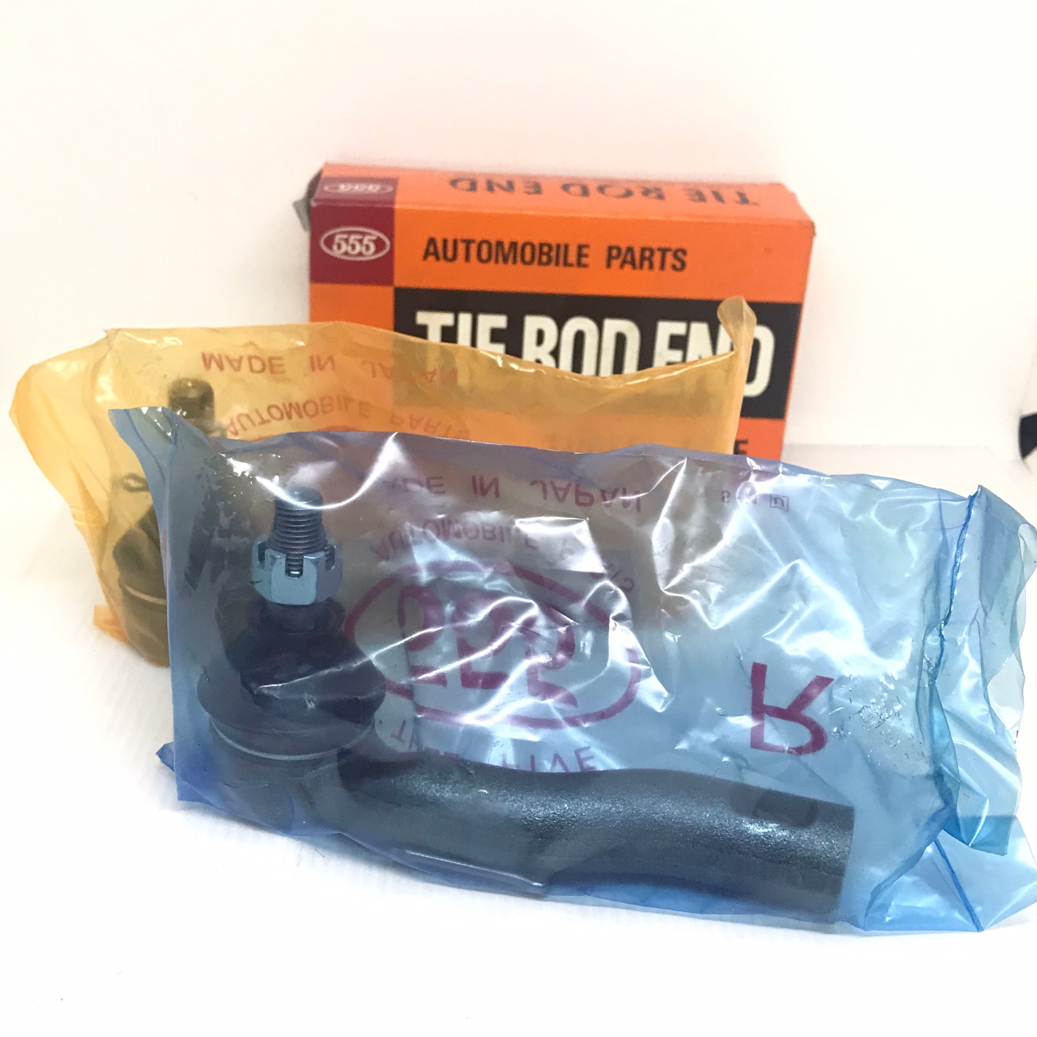 ลูกหมากคันชักสั้น TOYOTA VIOS / YARIS NCP150 ปี 2013-on โตโยต้า วีออส ยาริส / เบอร์ SE-T421R / SE-T421L / ยี่ห้อ 555 / Three Five (TIE ROD END) 1 คู่ (JAPAN)