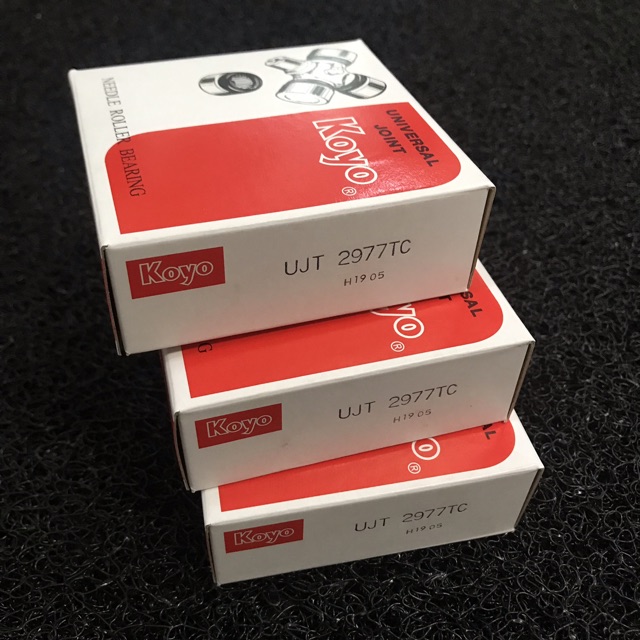 ยอยเพลากลาง ลูกปืนเพลากลาง TOYOTA LH112,VIGO,Commuter โตโยต้า 4WD ยี่ห้อ KOYO / UJT-2977