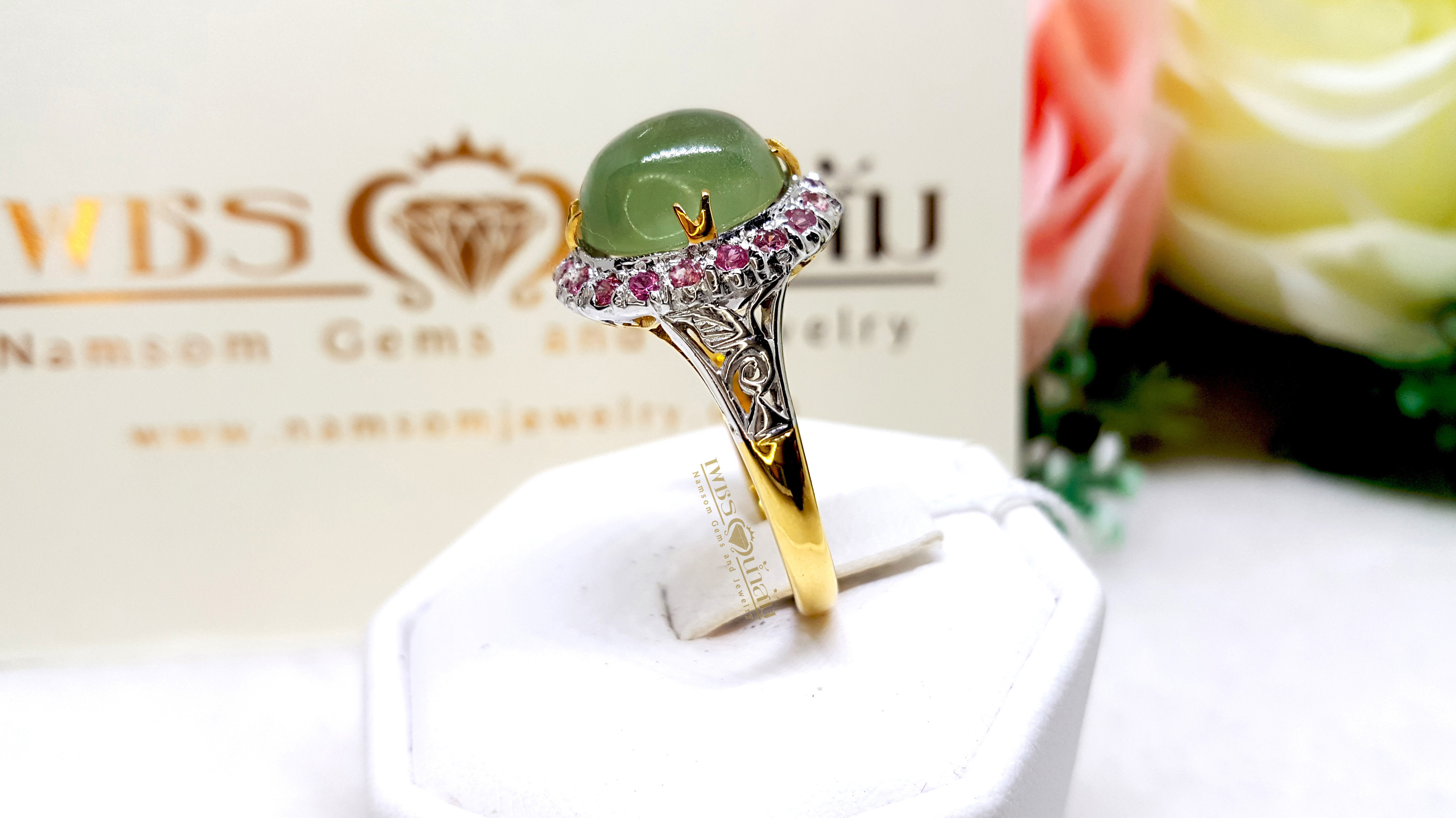 แหวนพลอย Penite ประดับล้อมตกแต่งด้วยPink Sapphire สีสวย บนตัวเรือนทองแท้ทั้งตัวเรือน