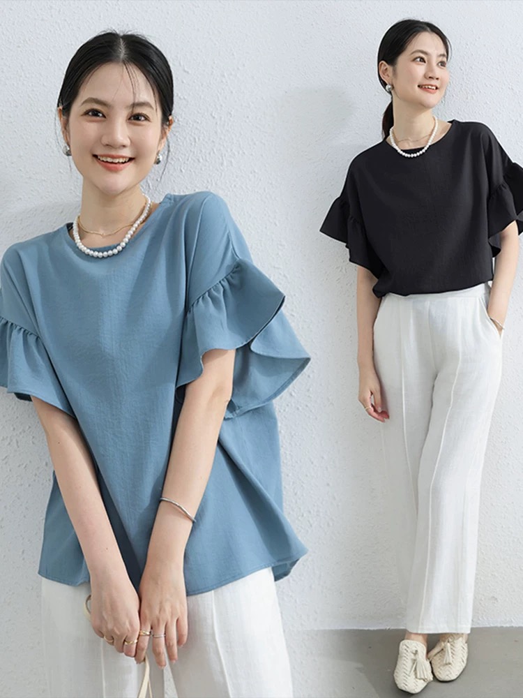 P26704 เสื้อแฟชั่นแขนระบาย ผ้าสังเคราะห์เนื้อนิ่ม พริ้ว 2 สี ดำ น้ำเงิน หน้าสั้นหลังยาว