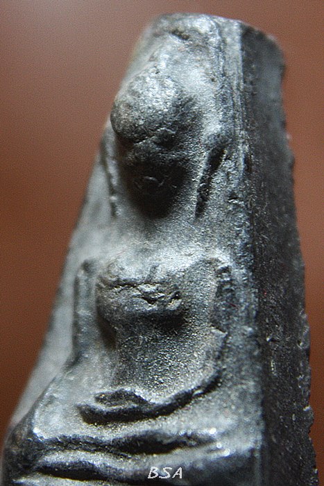 พระผงสุพรรณ หลวงพ่อดี วัดพระรูป สุพรรณบุรี