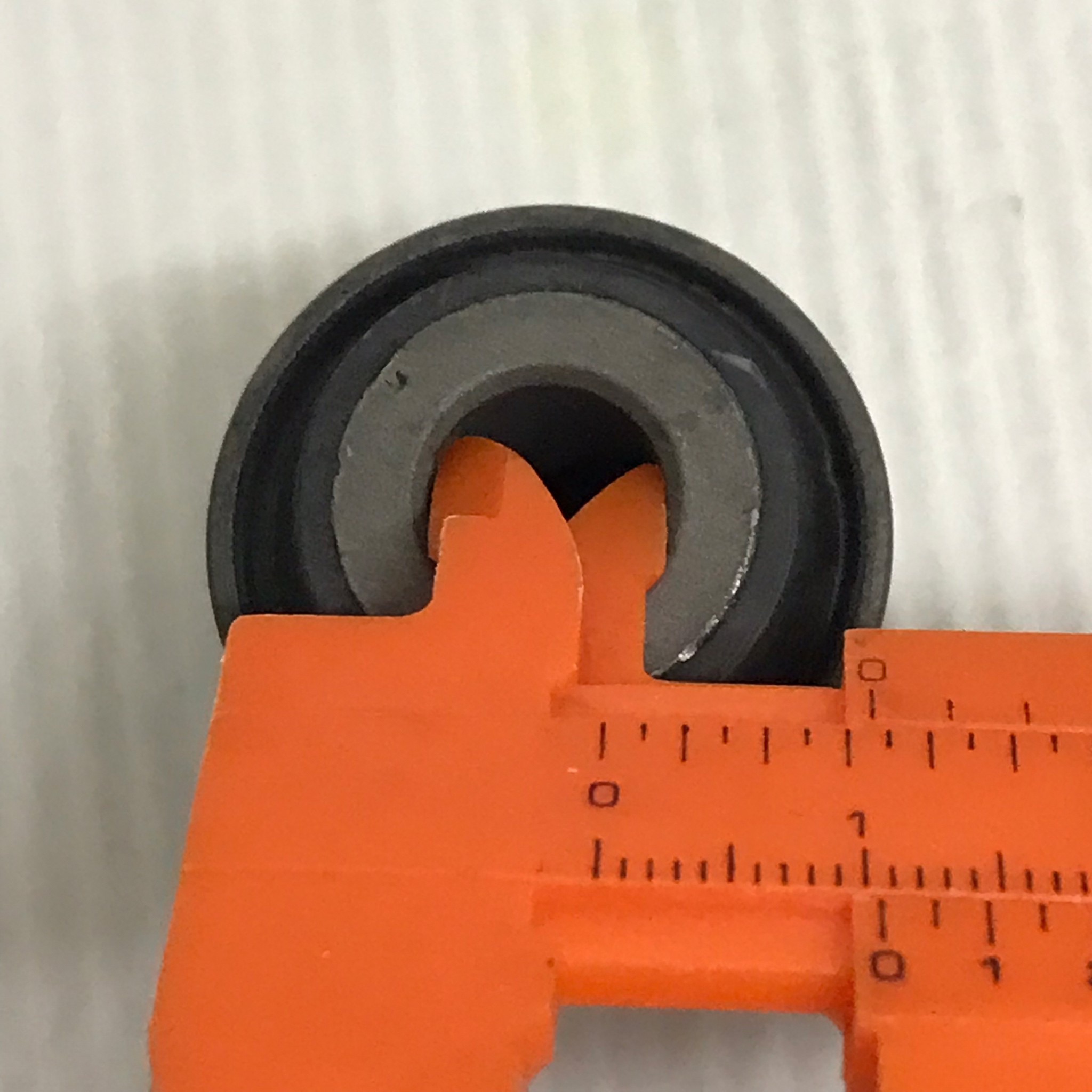 (1ตัว) บู๊ชปีกนก MITSUBISHI E54 / E55 ULTIMA ตัว บน มิตซูบิชิ/LOWE /ARM BUSHINGยี่ห้อRBI เบอร์ MB891518/M2407P0