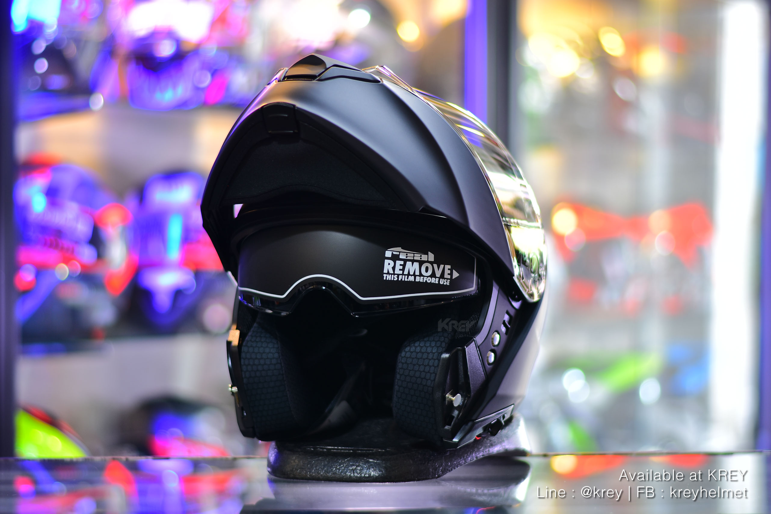 Real model Atlas Black Matt