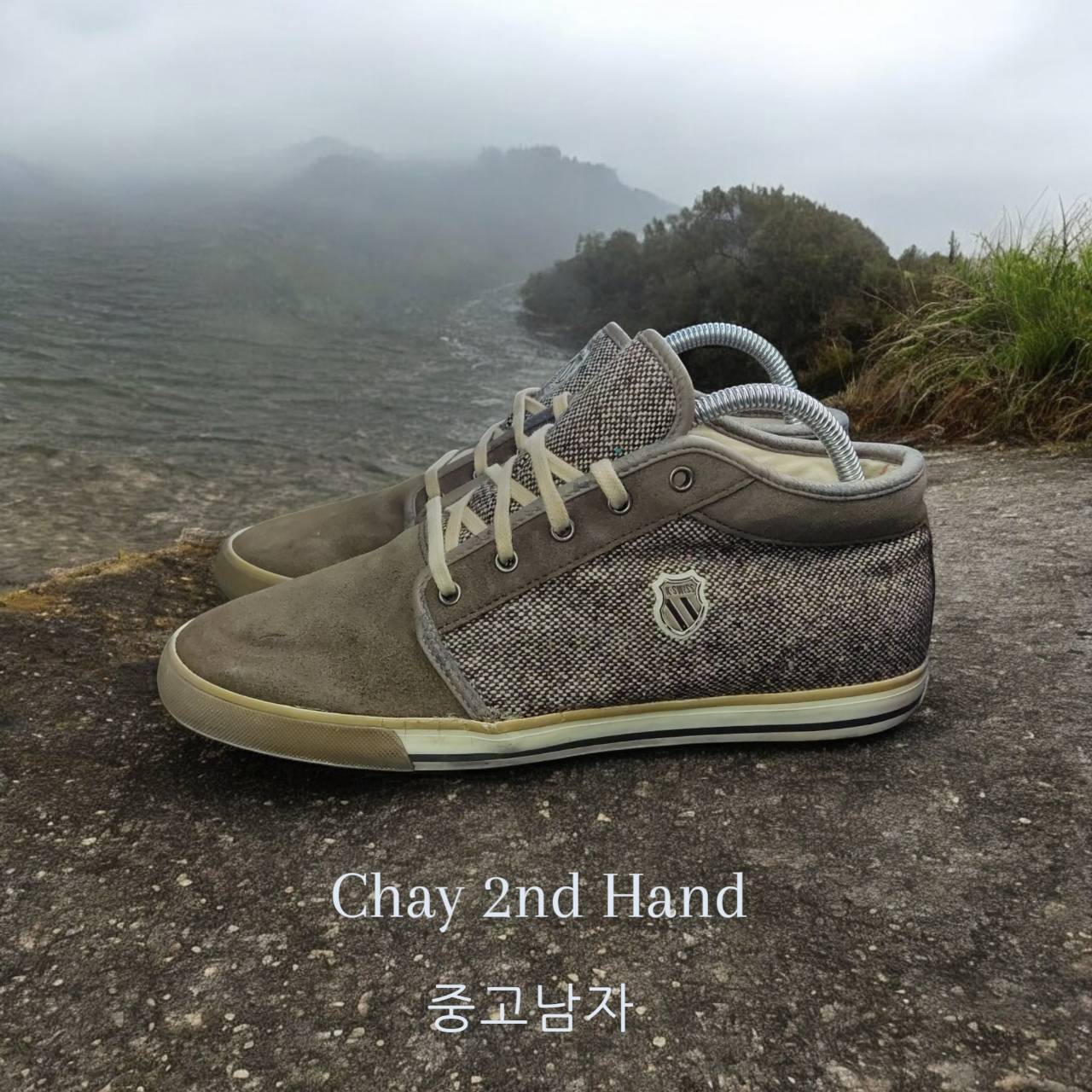 รองเท้ามือสอง SIZE#43 แบรนด์ดัง สภาพสวย ตรงปก SH43A25N331