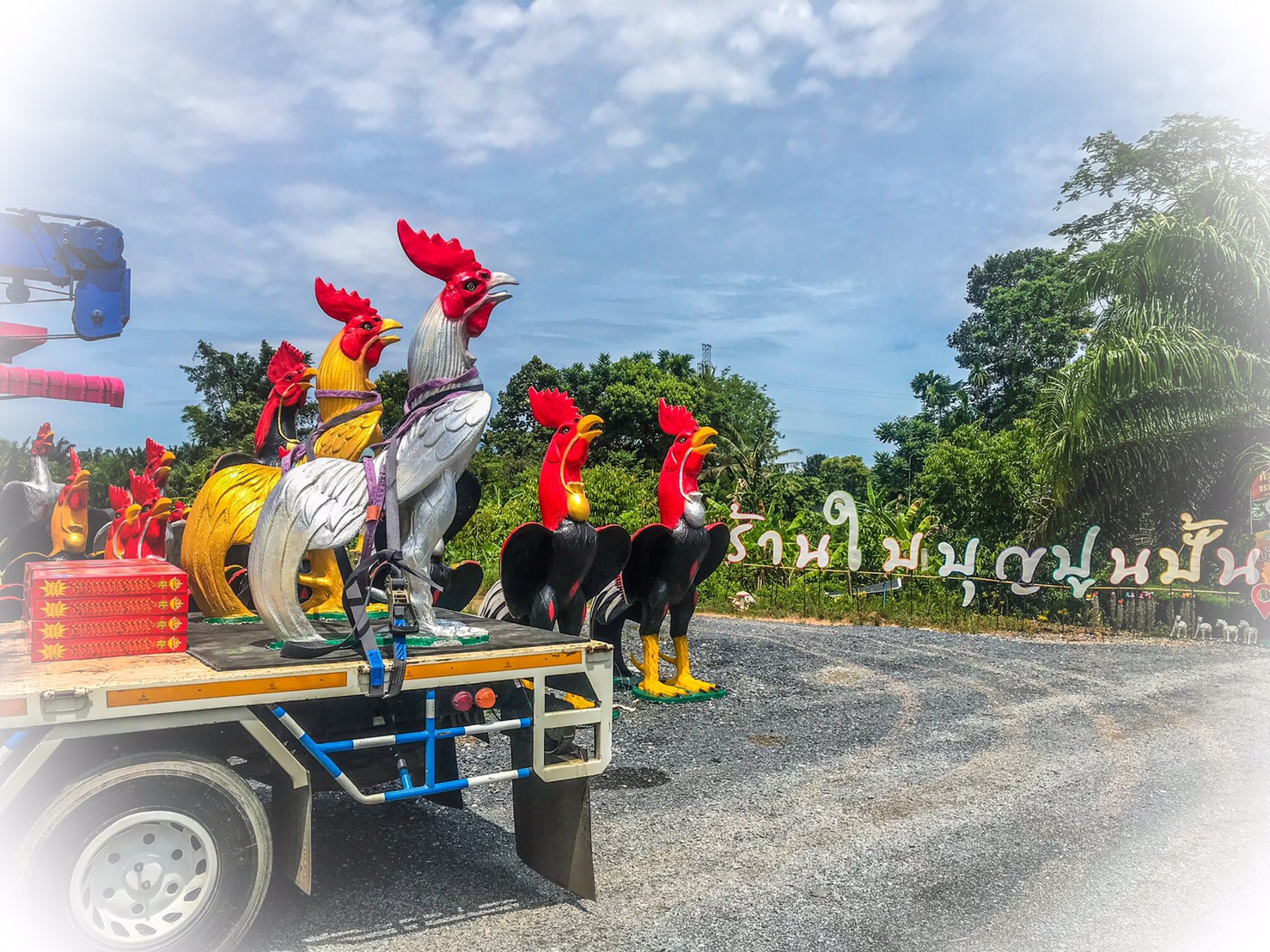 ไก่ปูนปั้นแก้บน-ถวายขอพรตาไข่วัดเจดีย์ ขนาด1.7เมตร