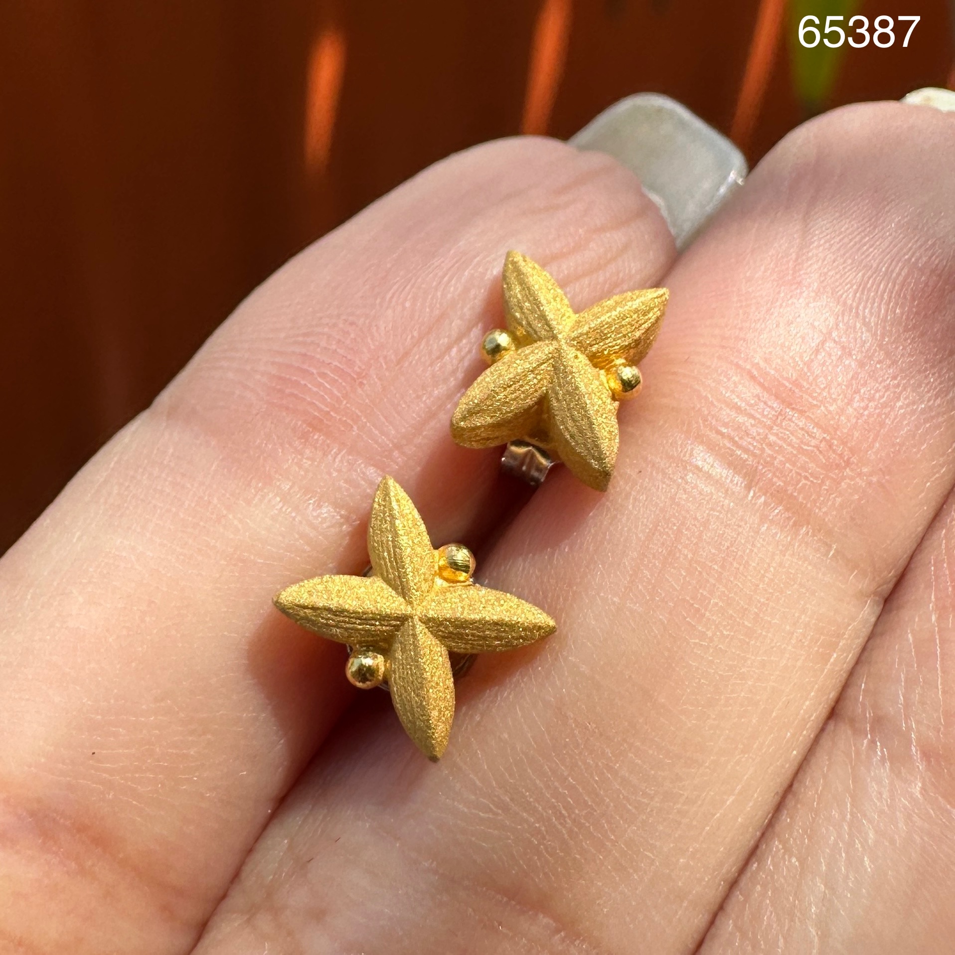 รหัส 65387 ต่างหู Gold Master ทอง24K ลายใบไม้ แป้นทอง14K นน. 4.09 g