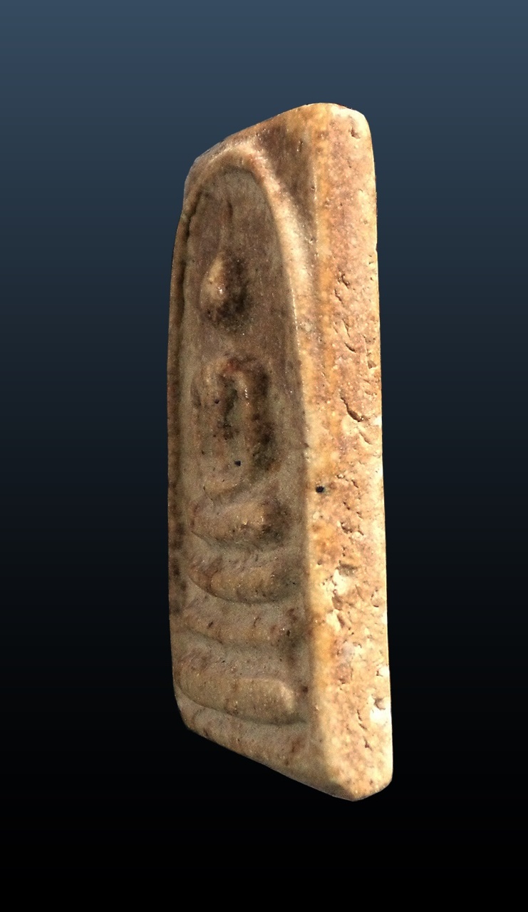 พระสมเด็จ วัดระฆังฯ ทรงเจดีย์ พิมพ์ชะลูด