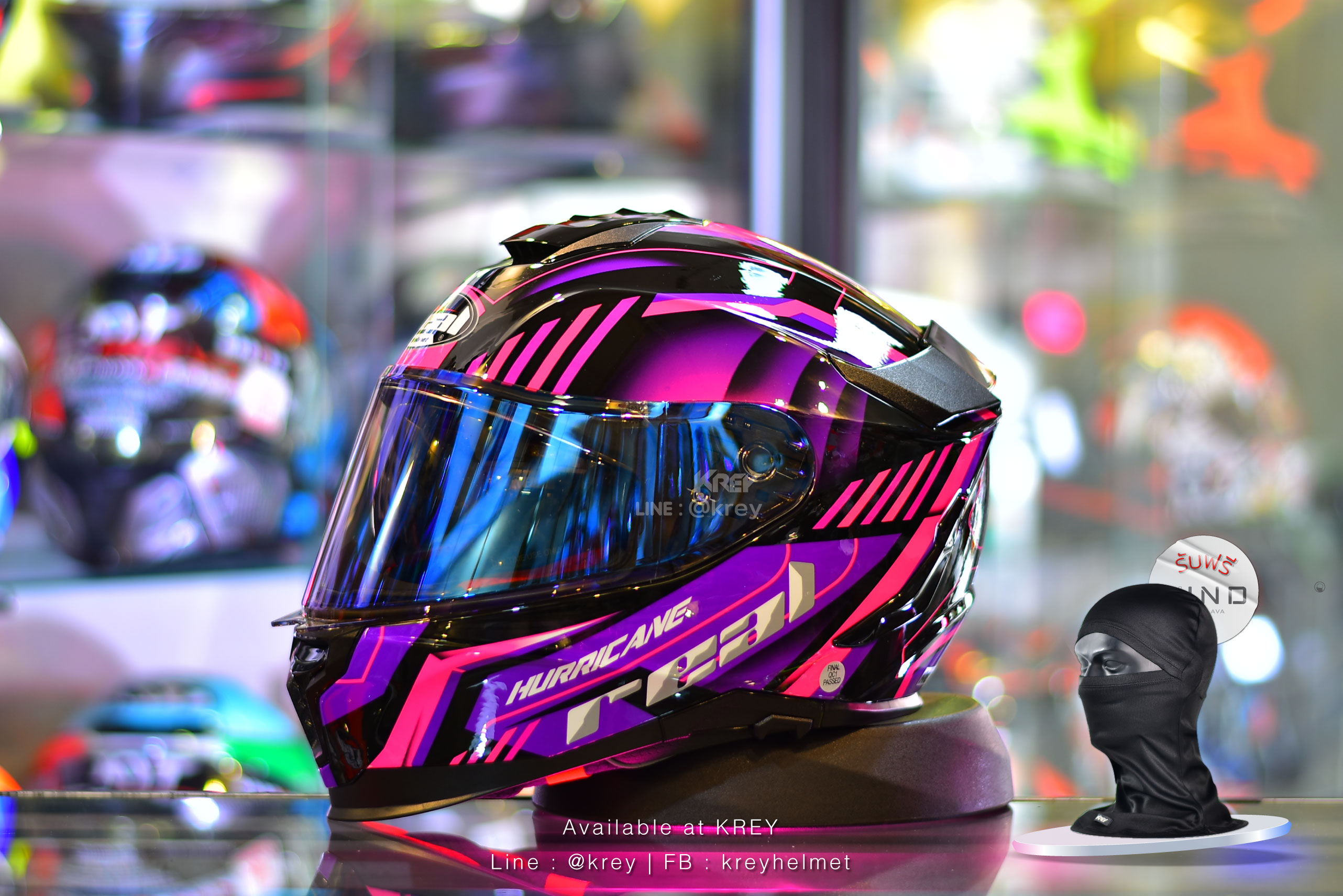 Real model Hurricane Kona Black Pink