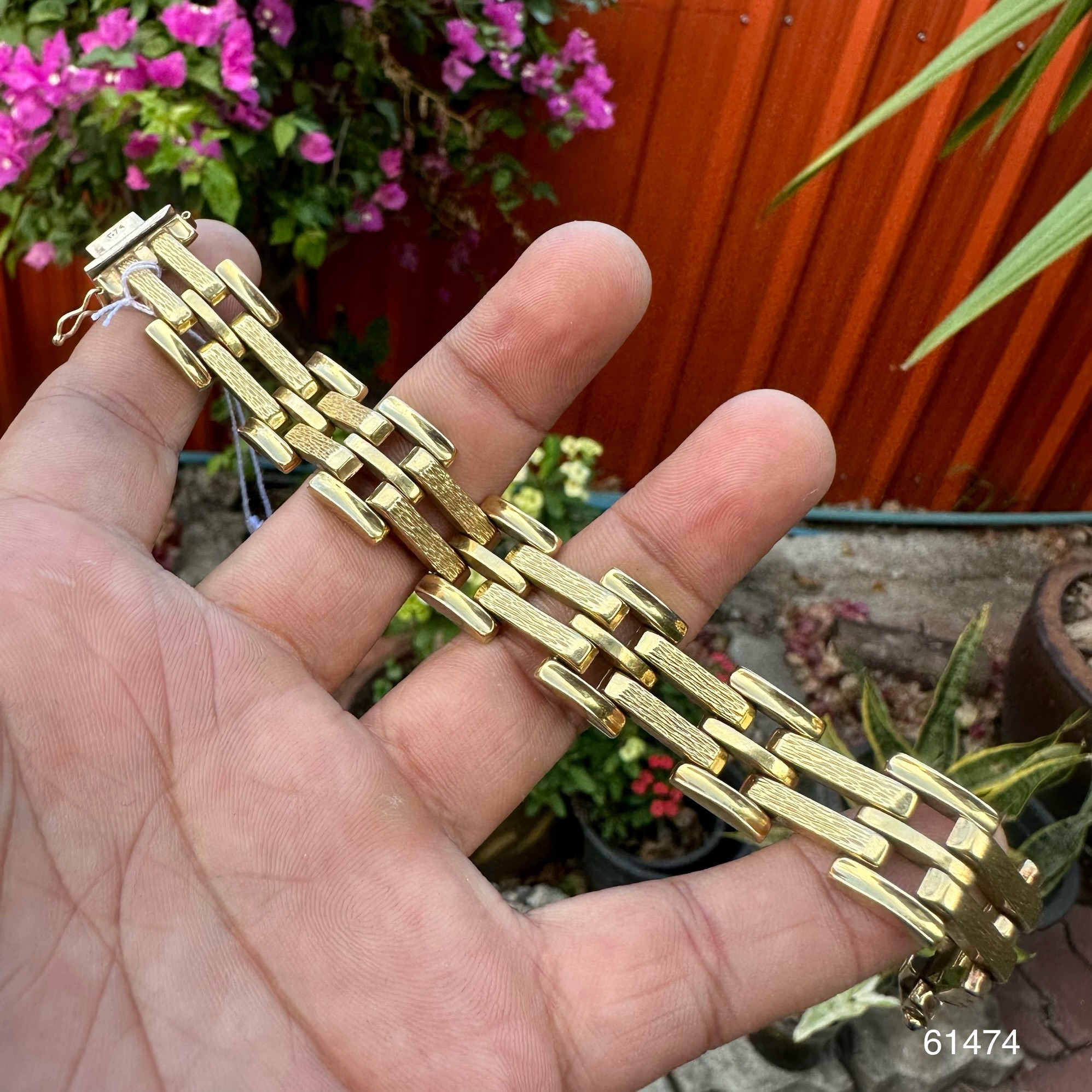 รหัส 61474 สร้อยข้อมือ ทอง14K (58.5%) ลายสายนาฬิกา เรียบหรู ดูแพง งานสวยมาก นน. 29.28 g