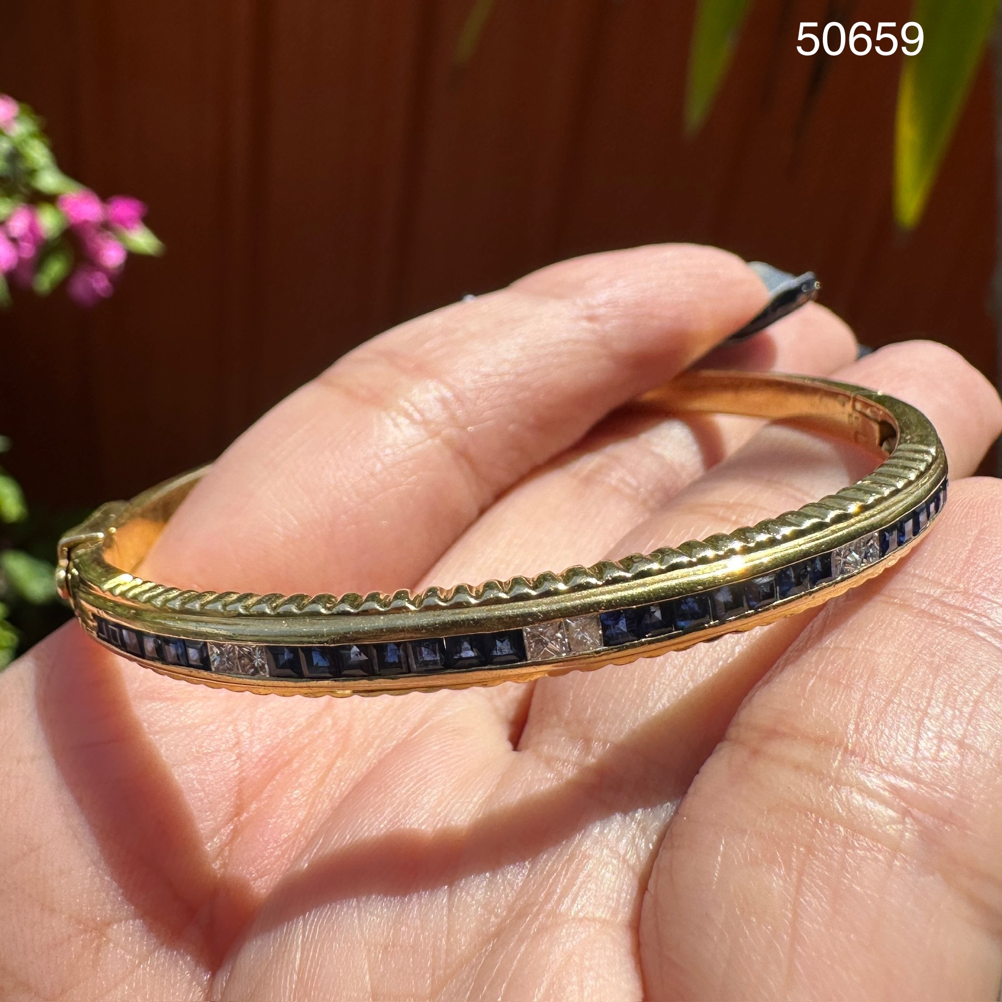 รหัส 50659 กำไล ไพลินแถว คั่นเพชร Princess 6 เม็ด 0.30 กะรัต ทอง18K หลุดจำนำ นน. 20.46 g
