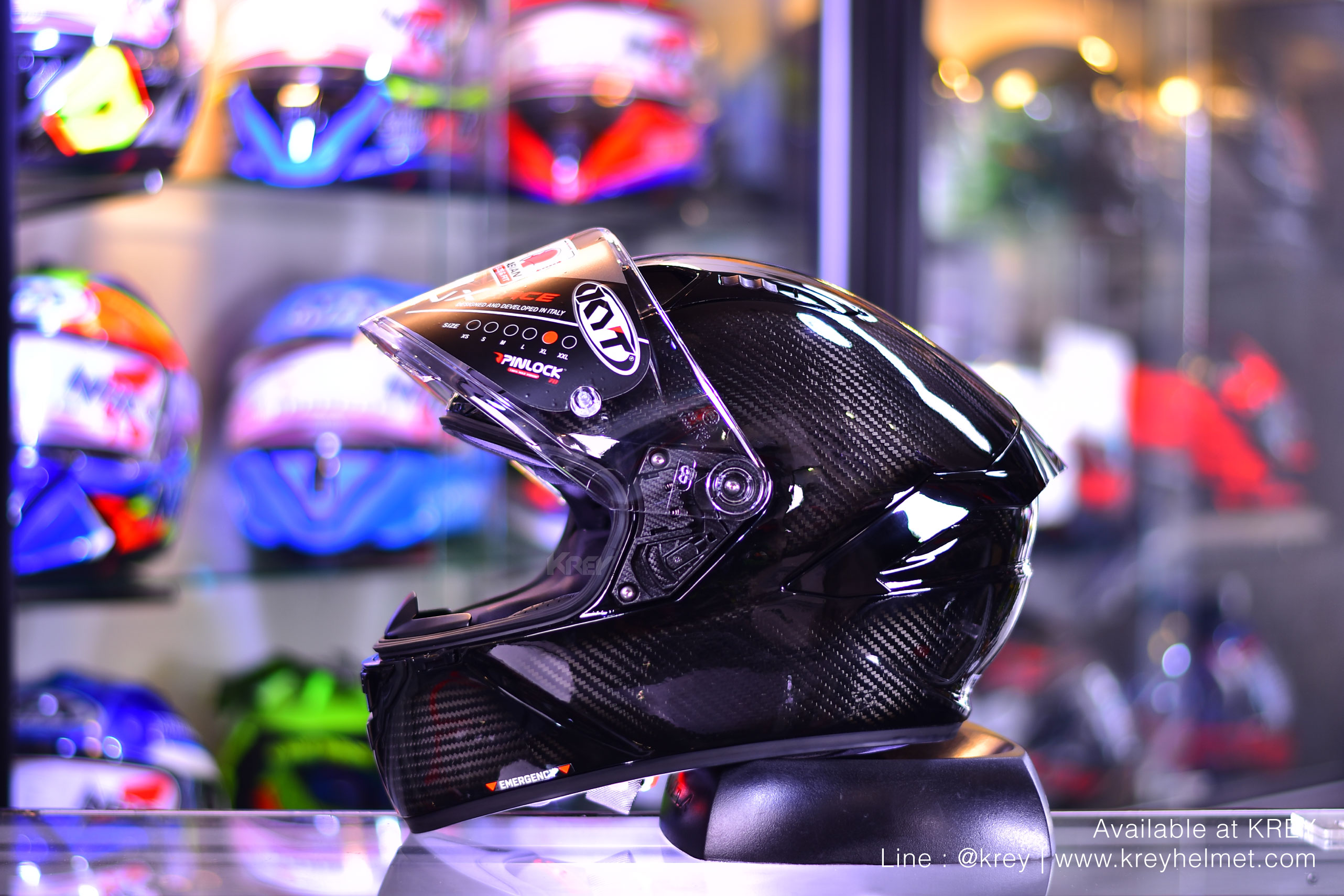 KYT model NX RACE CARBON