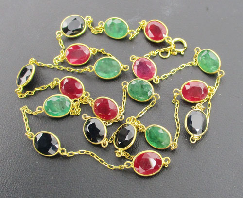 รหัส 54765 สร้อยคอ 3 สี ทับทิม ไพลิน มรกต เจียร รอบเส้น ทอง18K งานสวยมาก นน. 14.06 g