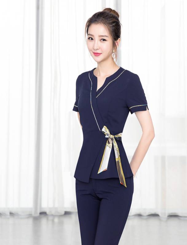 ชุดคลินิกความงาม ชุดร้านนวดสปา ชุดพนักงานต้อนรับ ชุดพนักงานเสริมสวย