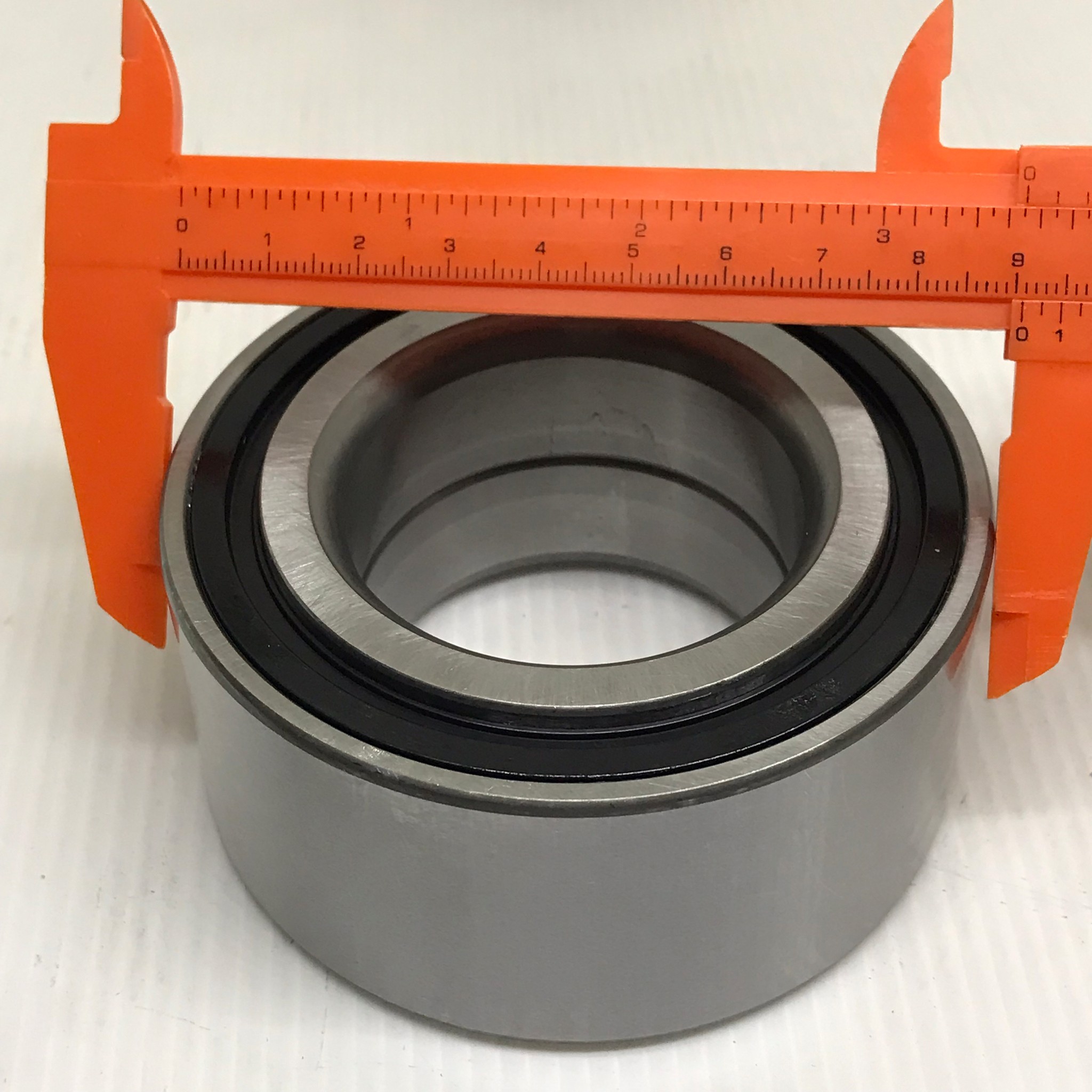 ลูกปืนล้อหน้า HONDA ACCORD ปี 2013-2017 (G9) / Cr-v ปี 2010-2017 / HR-V ปี 2015 / ฮอนด้า แอคครอด / ซีาร์อี / เฮ็ดอาร์วี / ขนาด 51x80x42 / เบอร์ WHBH-0007A / ยี่ห้อ AISIN (wheel bearing front)