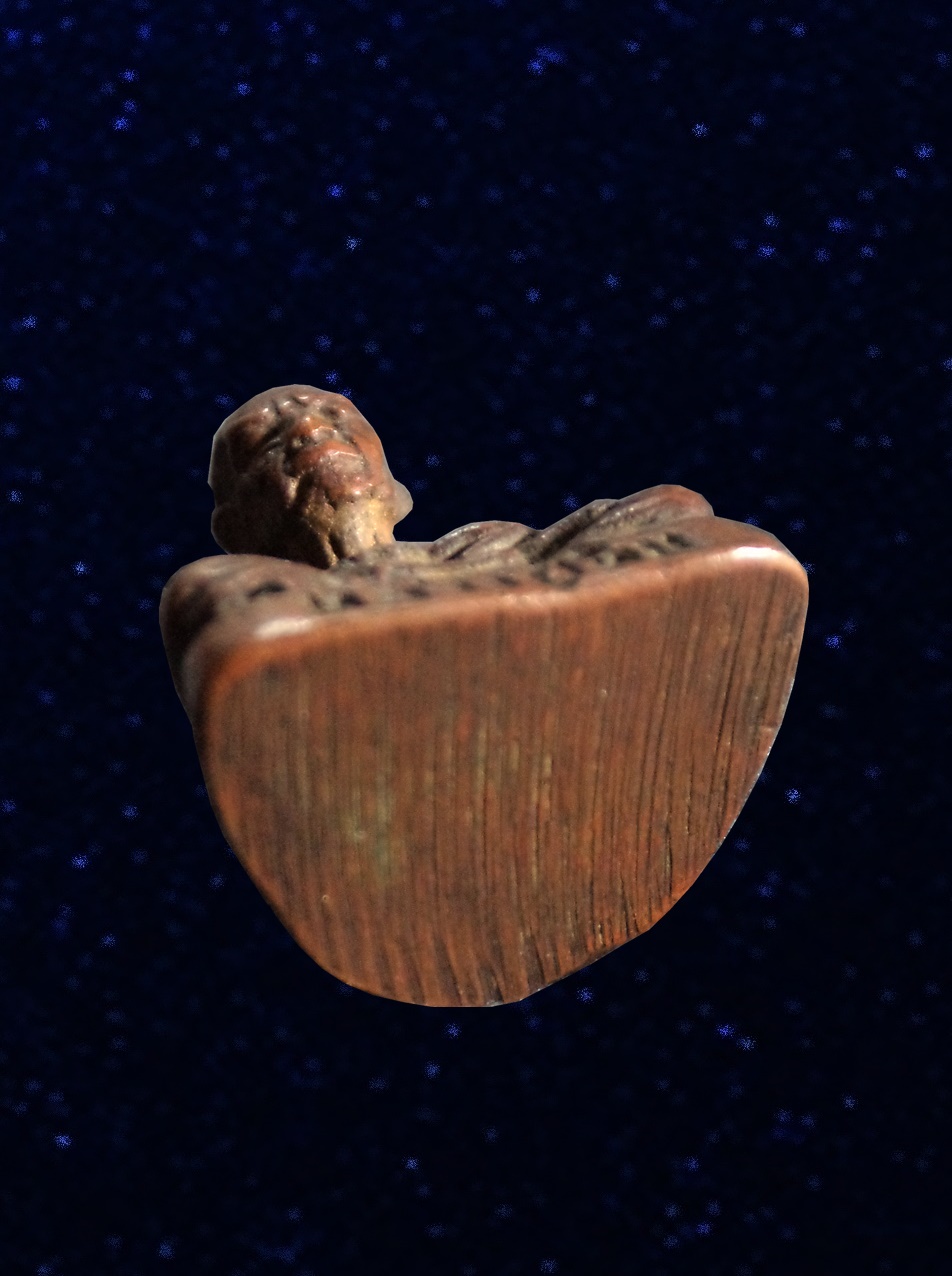 พระหล่อรูปเหมือนลอยองค์ หลวงปู่ทิม อิสริโก วัดละหารไร่ ระยอง ไม่ทราบปี