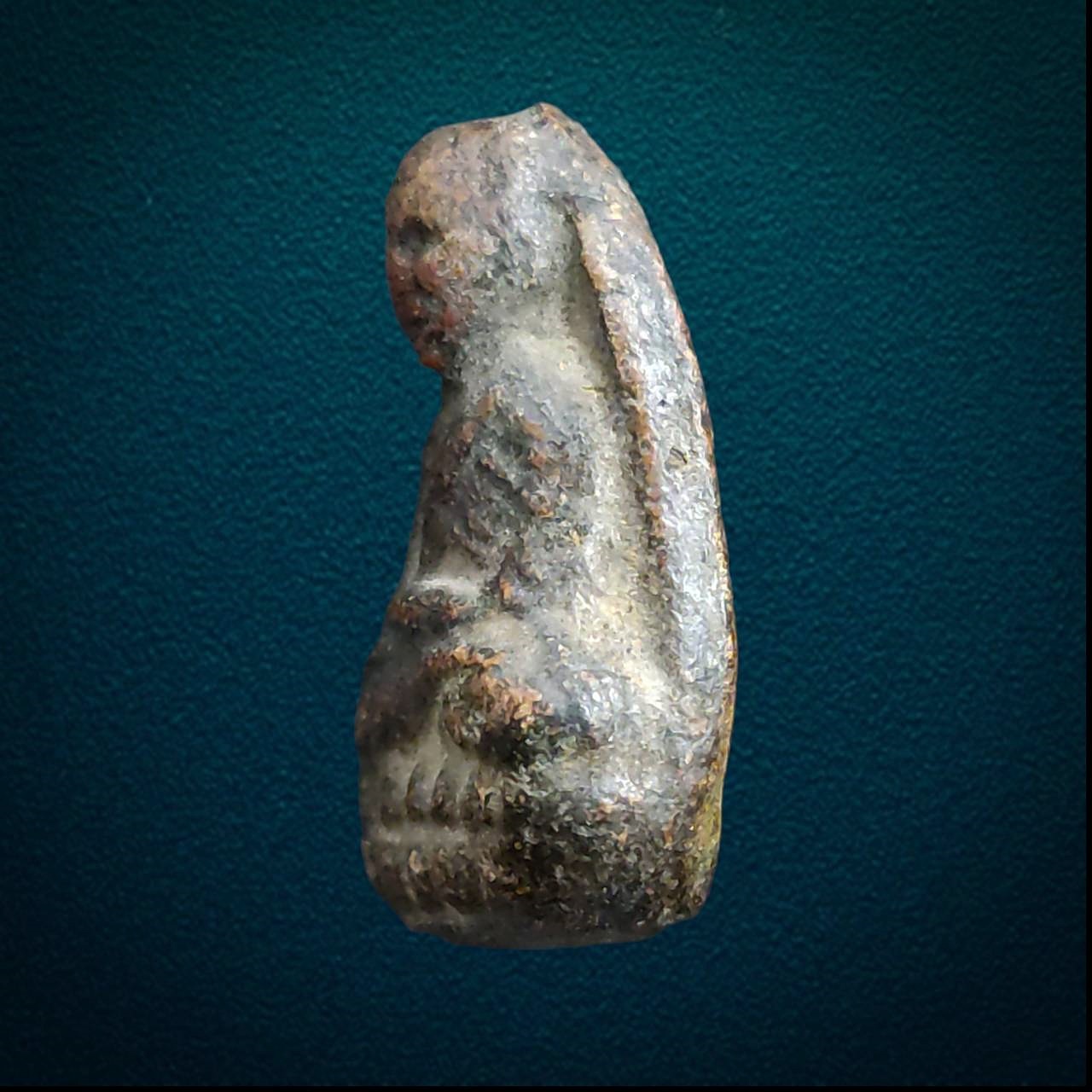 หลวงปู่ทวด หลวงปู่ทาบ วัดกระบกขึ้นผึ้ง จ.ระยอง ปี 2505 เนื้อดิน