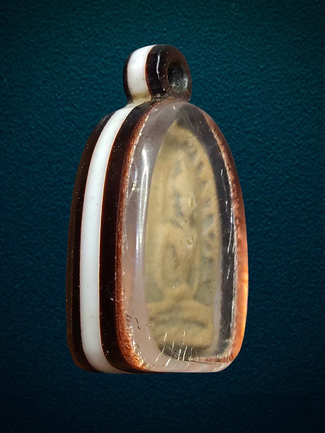 พระกำแพงซุ้มกอ พิมพ์กลาง จ.กำแพงเพชร