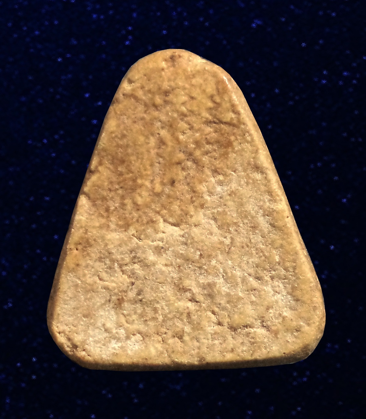 พระปิดตา เนื้อผงพุทธคุณ ไม่ทราบที่