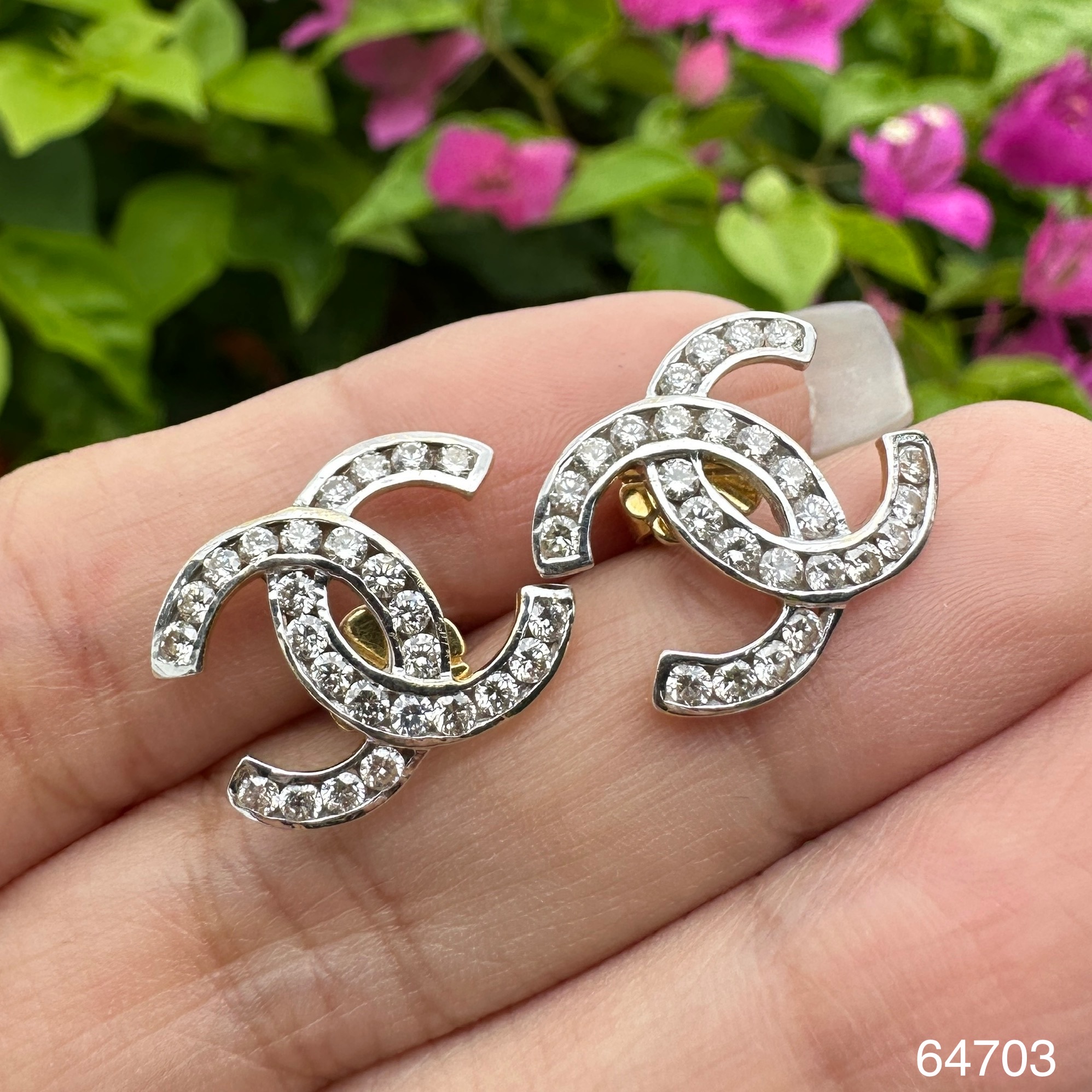 รหัส 64703 ต่างหู เพชร CC ฝังเพชร 52 เม็ด 1.04 กะรัต ทอง18K นน. 4.28 g