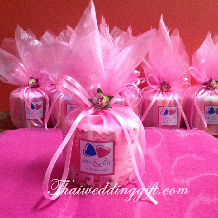 ผ้าขนหนูแพ็คถ้วยคัพเค้ก ห่อผ้าแก้วสีชมพู ผูกโบว์