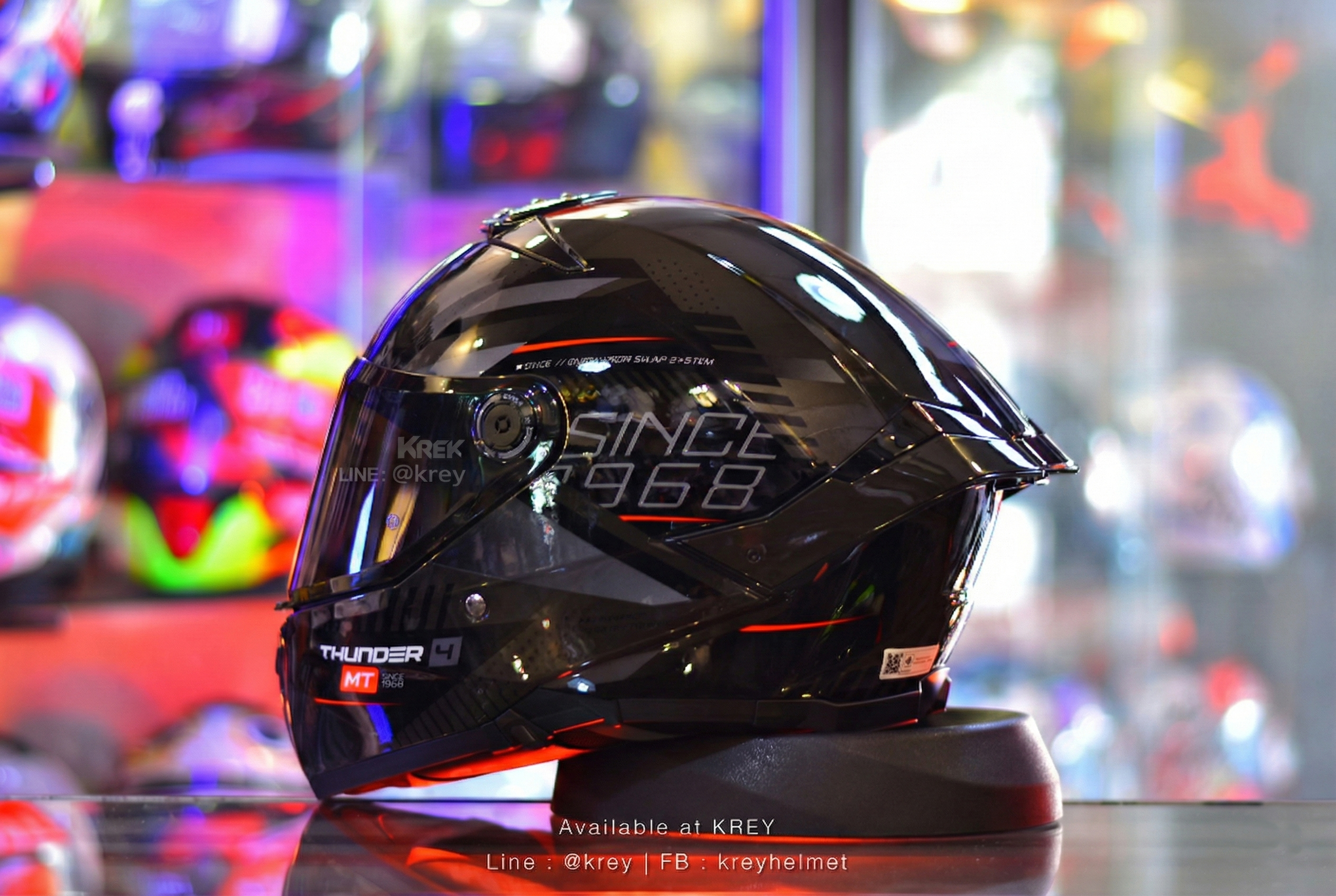 MT model THUNDER 4 SV LUMINENCE BLACK