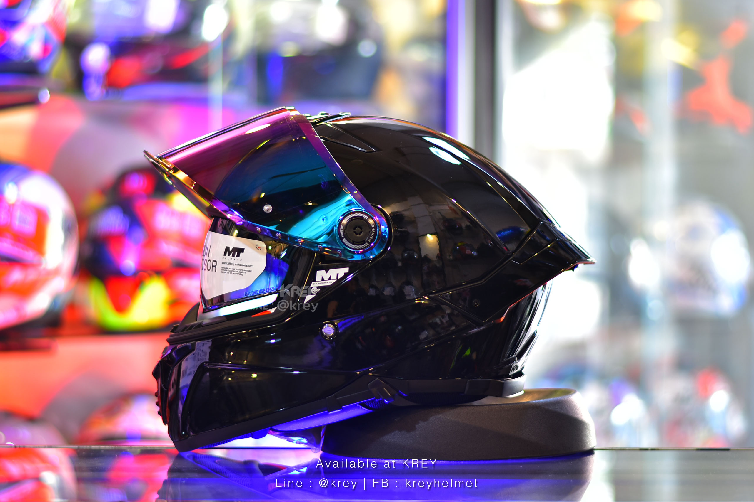 MT model THUNDER 4 SV PURE GLOSS BLACK