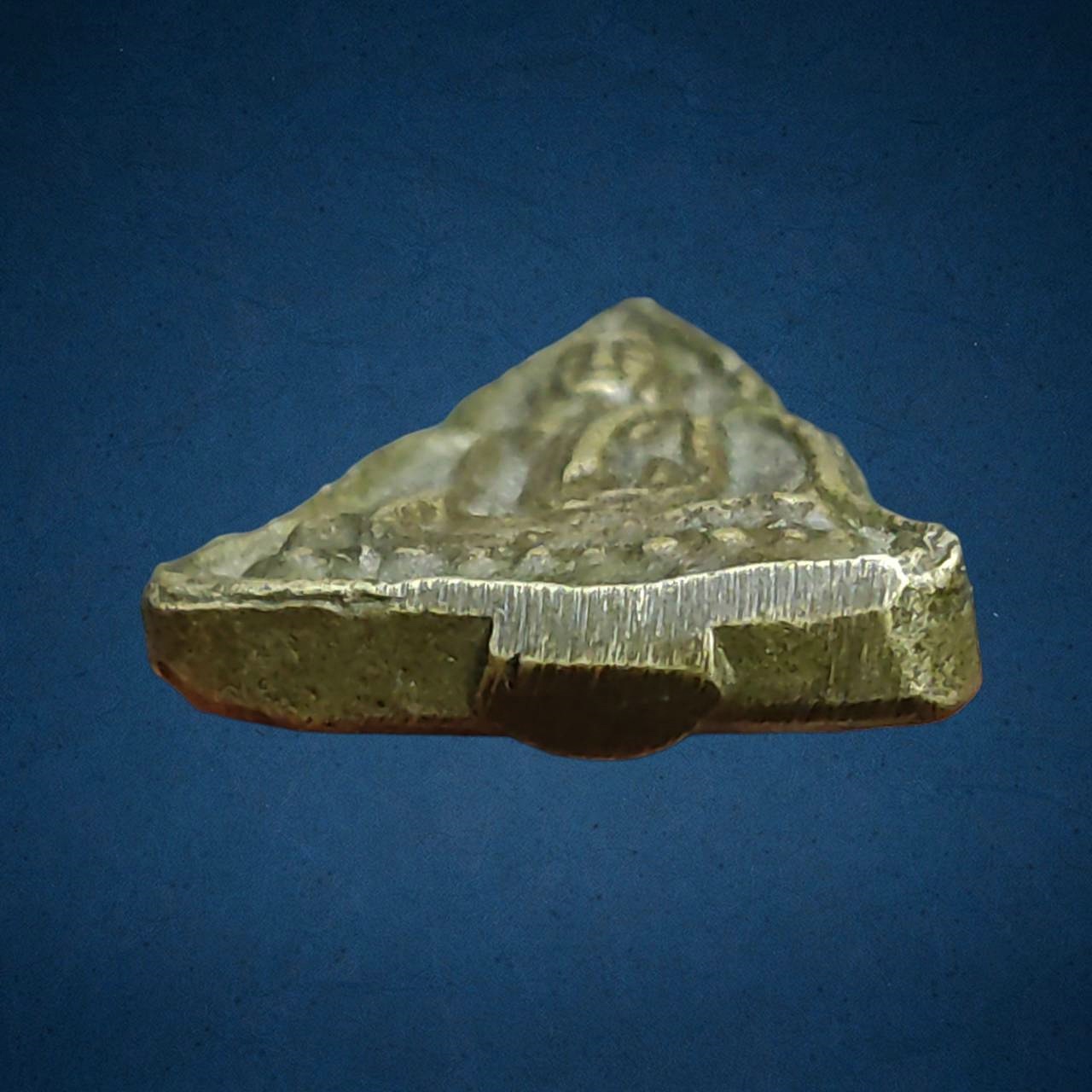 เหรียญหล่อ หลวงพ่อโบสถ์น้อย(วัดอมรินทราราม)บางหว้าน้อย กทม