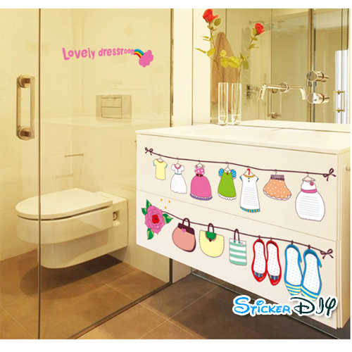 Transparent wall sticker สติ๊กเกอร์ติดผนัง Lovely Dressroom (กว้าง100cm.xสูง98cm.)