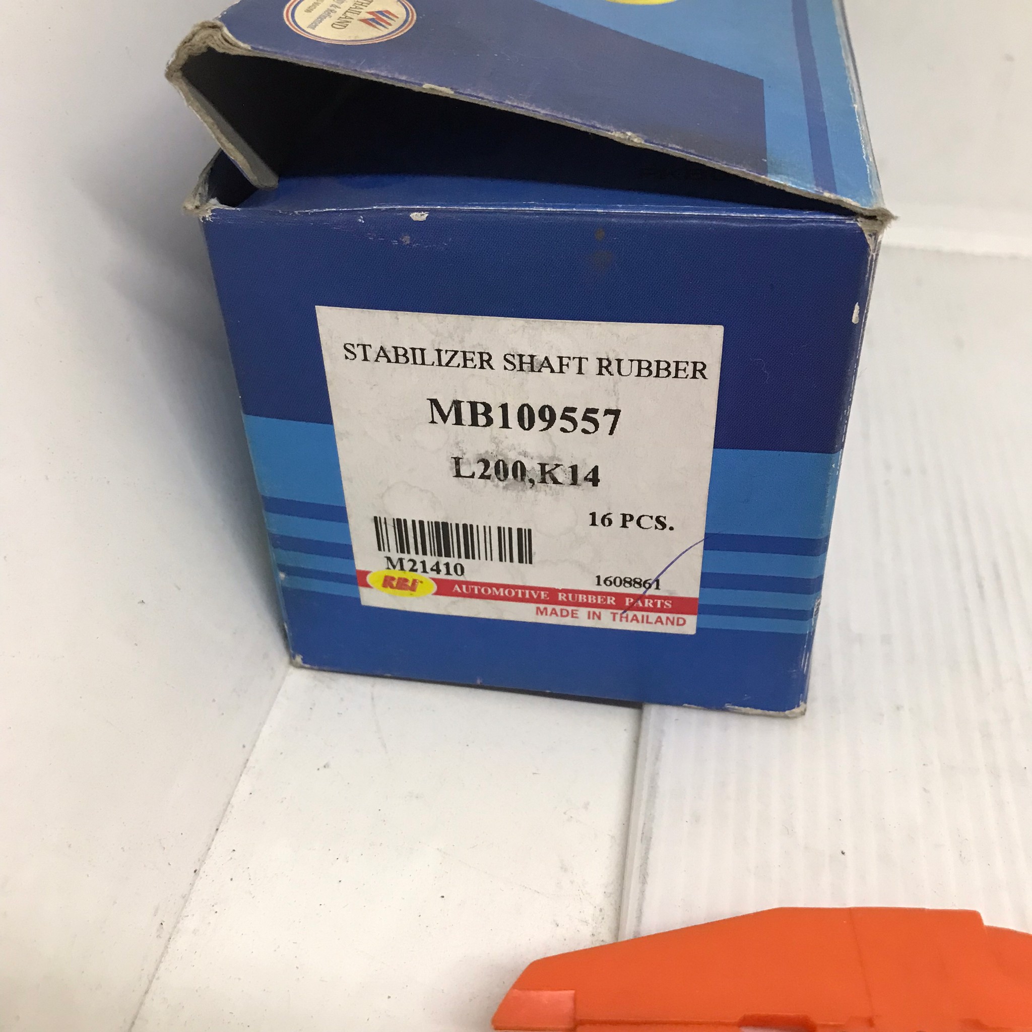 ลูกยางกันโคลง MITSUBISHI L200 / CYCLONE มิตซูบิชิ ไซโคลน / รูใน 24 มิล / เบอร์ MB109557 / M21410 / RBI stabilizer shaft rubber (1 ตัว)