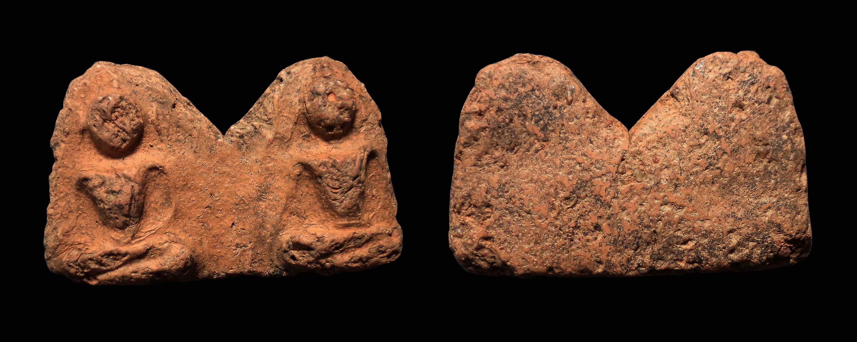 พระขุนแผนพลายคู่ เนื้อดิน ไม่ทราบที่