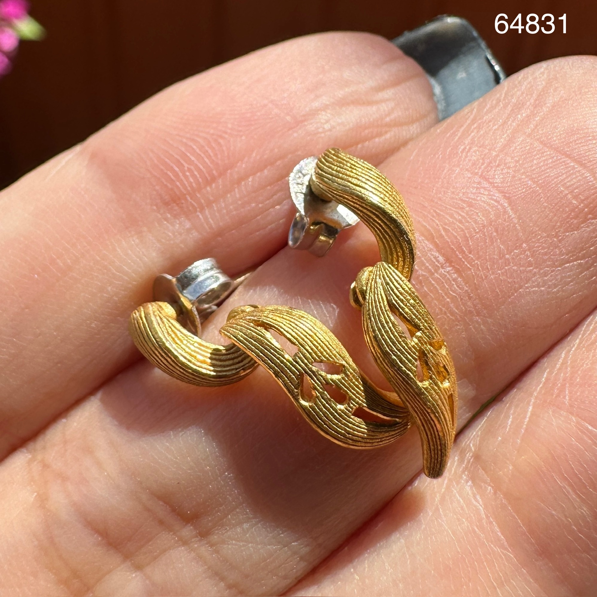 รหัส 64831 ต่างหู Prima Gold ทอง24K ลายเกลียว ตุ้งติ้ง แป้นทอง14K นน. 3.57 g