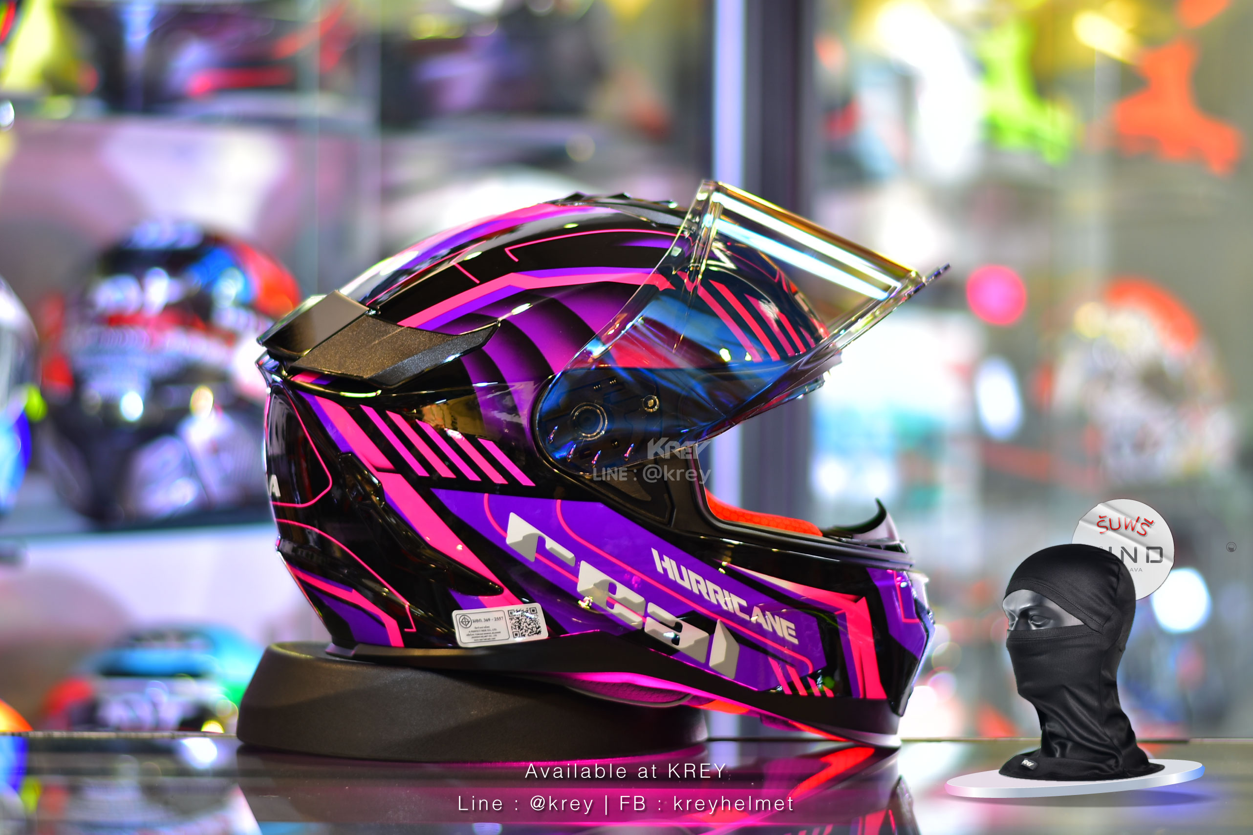 Real model Hurricane Kona Black Pink