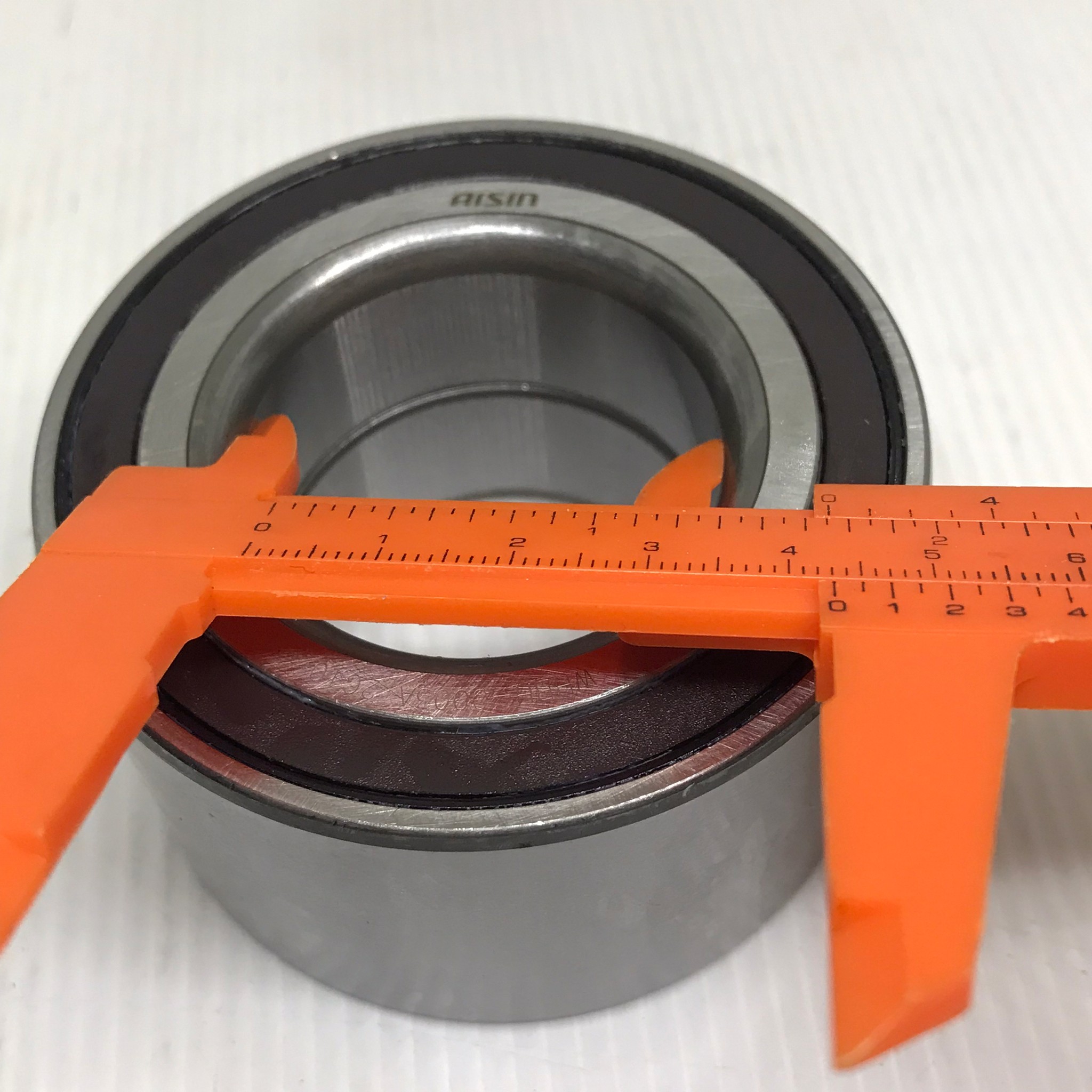 ลูกปืนล้อหน้า HONDA CIVIC FD ปี 2006 - 2014 เครื่อง 1.8 / CIVIC FB ปี 2012-2015 (ABS) / ฮอนด้า ซีวิค นางฟ้า / เอ๊ฟบี / ขนาด 43x78x44 / เบอร์ WHBH-0003A / ยี่ห้อ AISIN (wheel bearing front)