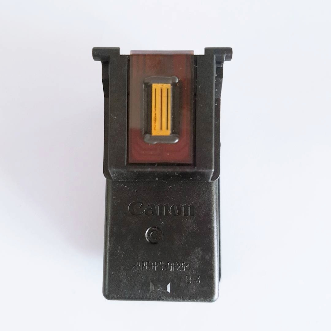 ตลับหมึกเปล่า Canon 810, 811 ผ่านการใช้แล้วเพียงครั้งเดียว แต่ไม่ได้เจาะ สินค้าตามรูปภาพ