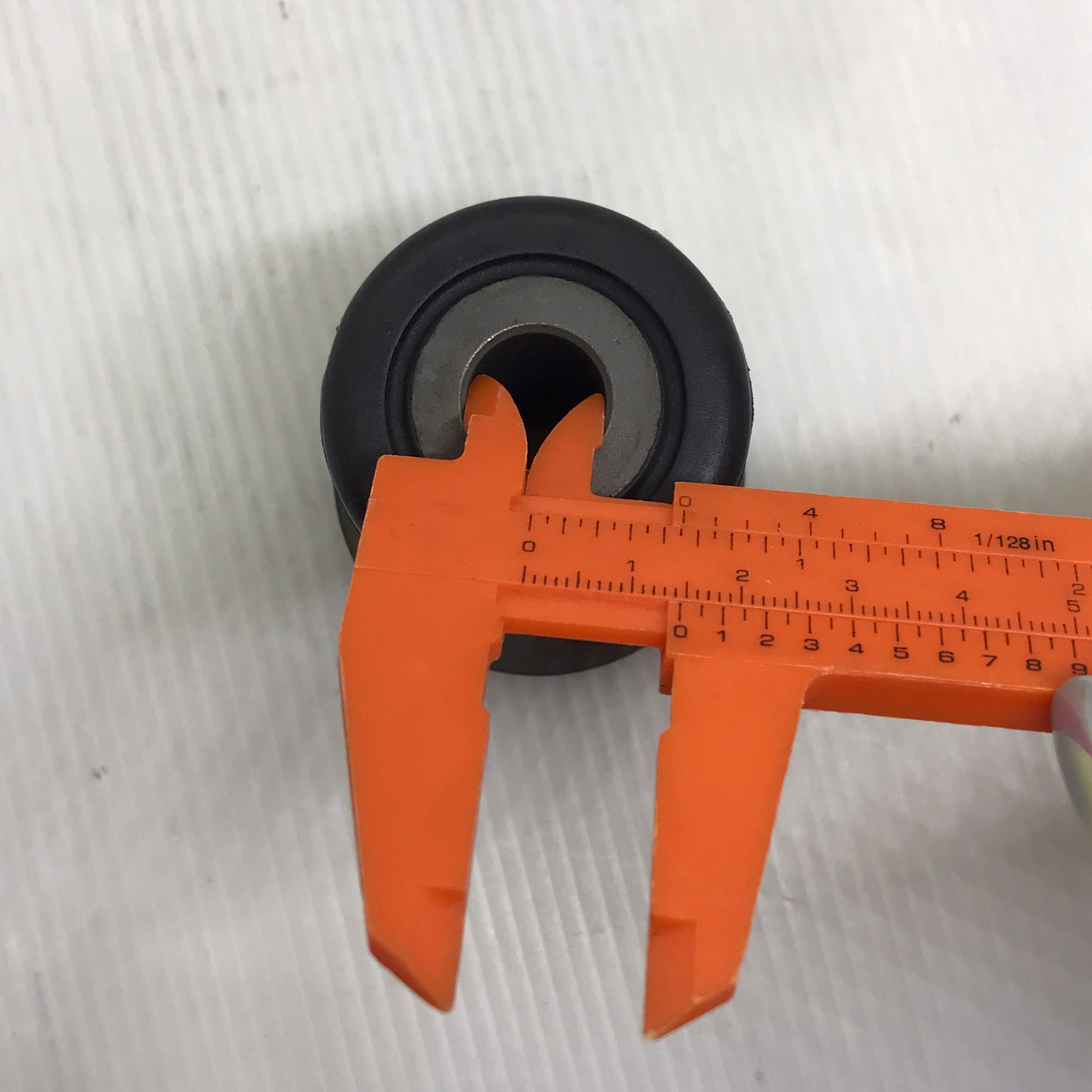 (1ตัว) บู๊ชปีกนก MAZDA ตัวล่าง ตัวเล็ก MAZDA 3 ปี 2003-2012 ตัว ล่าง มาสด้า / LOWER / SMALL ARM BUSHING ยี่ห้อ RBI / เบอร์ B32H 34 350S / D24MZ3WS